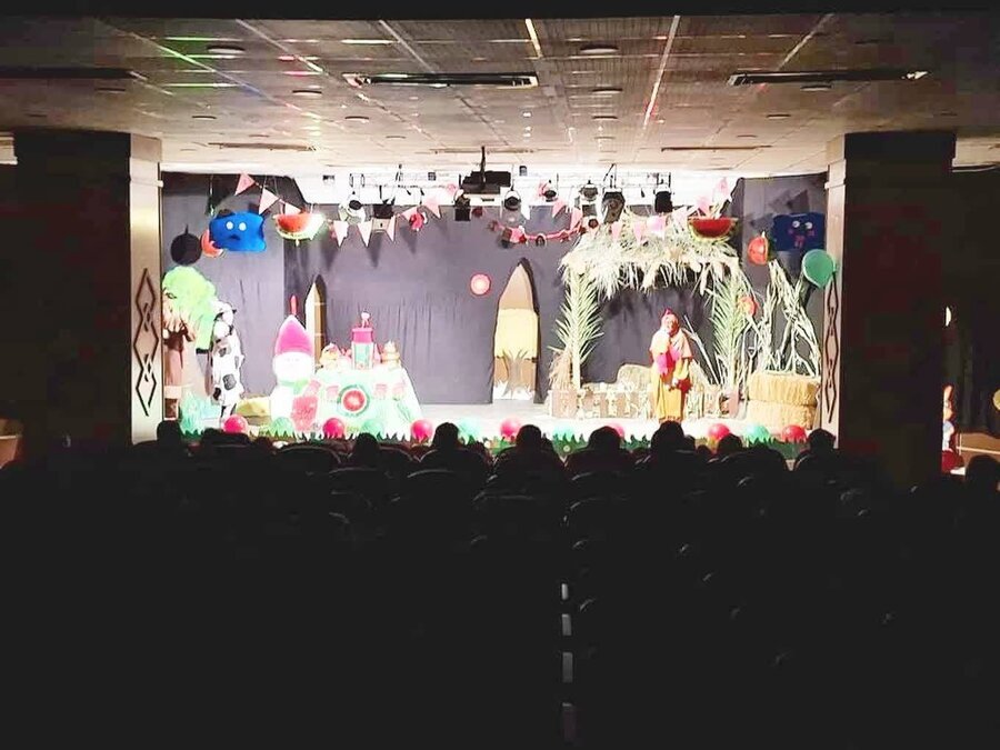 قرچک l تماشای نمایش یلدا