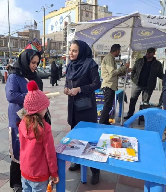 قرچک l حضور سرپرست اداره بهزیستی و همکاران اورژانس اجتماعی در نماز جمعه