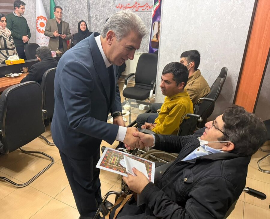 نخستین نشست فرماندار سلماس با نخبگان دارای معلولیت برگزار شد