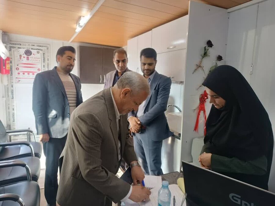 بازدید فرماندار نرماشیر از مرکز کاهش آسیب اعتیاد