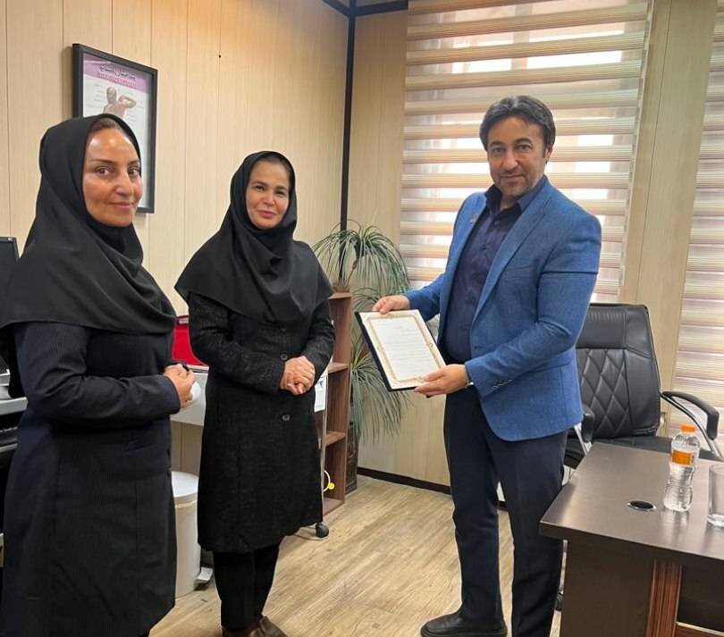 شهرتهران| بازدید معاون توانبخشی از مرکز روزانه تبسم و تجلیل از تلاشگران حوزه توانبخشی