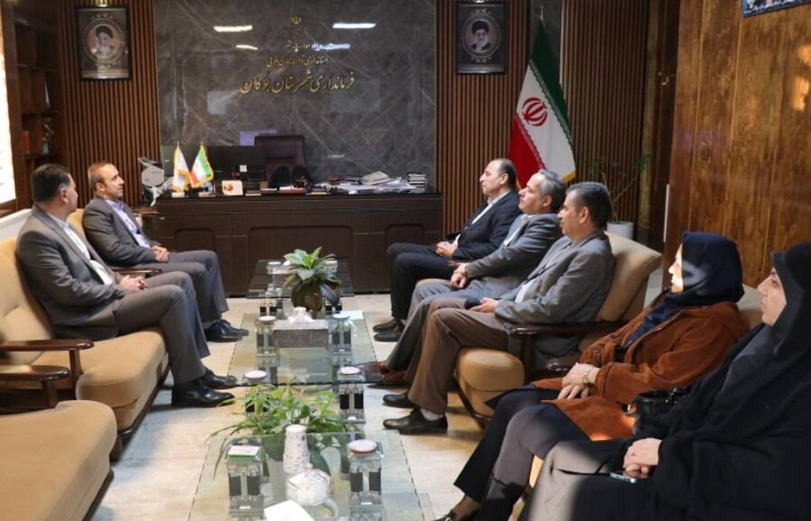 تأکید بر توسعه خدمات در دیدار مدیرکل بهزیستی آذربایجان‌غربی با فرماندار بوکان