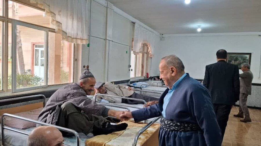بازدید مدیرکل بهزیستی کردستان از سرای سالمندان مهر سقز