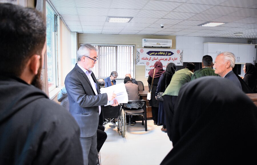 میز ارتباطات مردمی