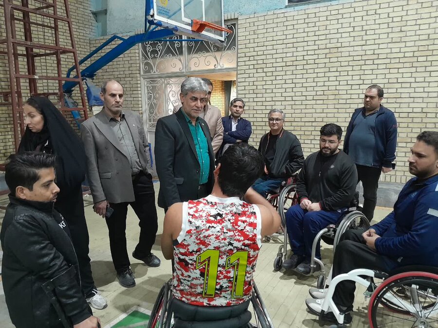 حضور مدیر کل بهزیستی قم در جمع ورزشکاران معلول