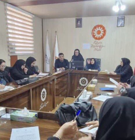 جلسه توجیهی دستورالعمل‌های سازمان بهزیستی ویژه مددکاران شهرستان آذرشهر