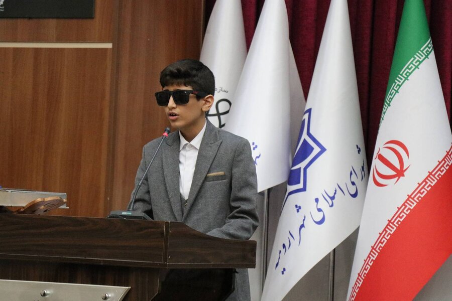 تجلیل از توانخواهان موفق و تاکید بر حمایت همه‌جانبه از جامعه هدف