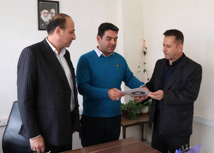 دیدار صمیمانه مدیرکل بهزیستی آذربایجان غربی با همکاران دارای معلولیت و تجلیل از تلاش‌های جهادی آنان