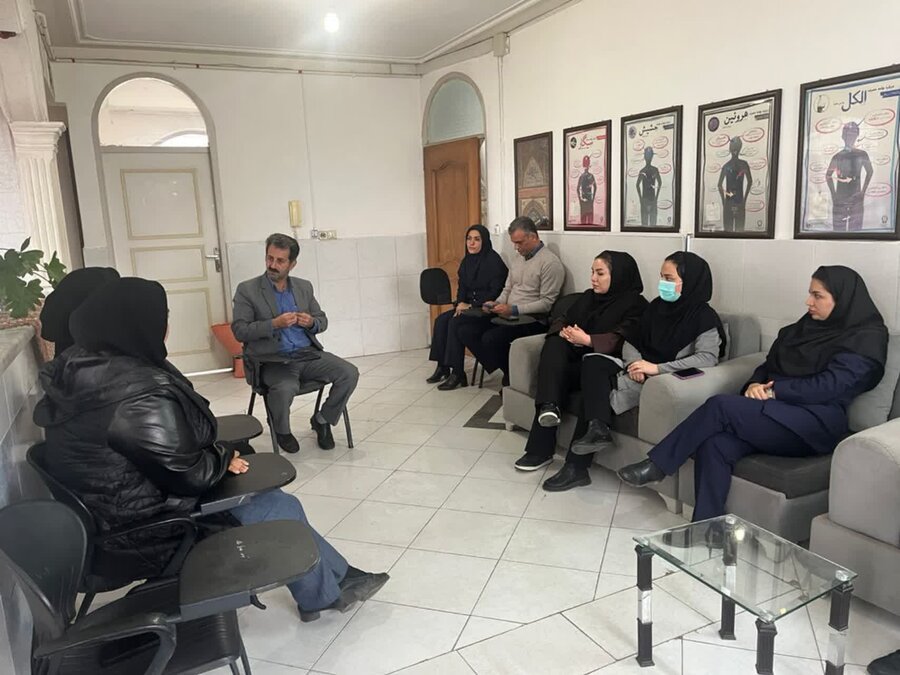 بازدید رییس اداره فوریت های اجتماعی بهزیستی استان قزوین از مرکز مدیریت مورد گام سپید