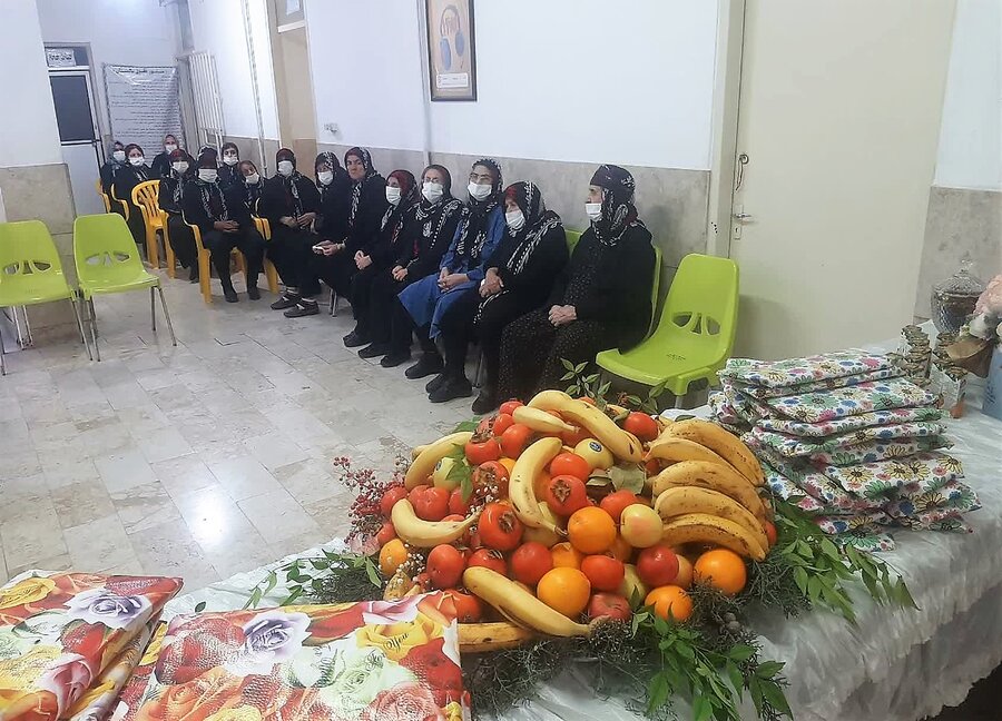 آیین تکریم سالمندان به‌مناسبت روز مادر