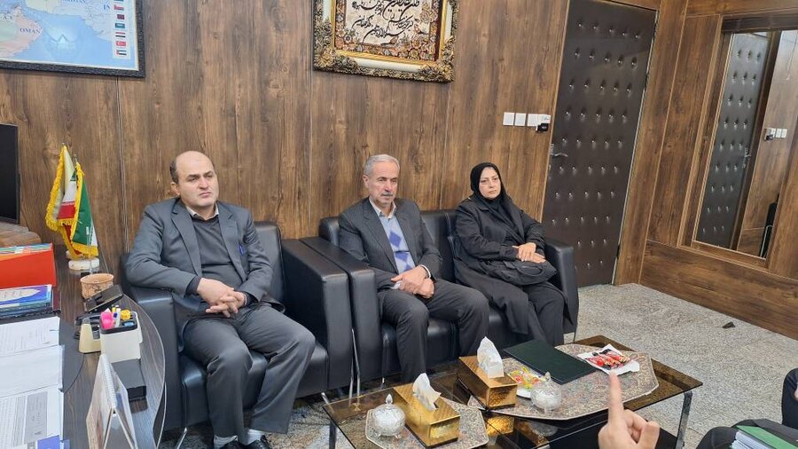 دیدار مدیرکل بهزیستی گیلان با مدیرکل راه‌آهن شمال ۲ / تأکید بر توسعه خدمات و استانداردسازی برای افراد سالمند و توان‌خواه