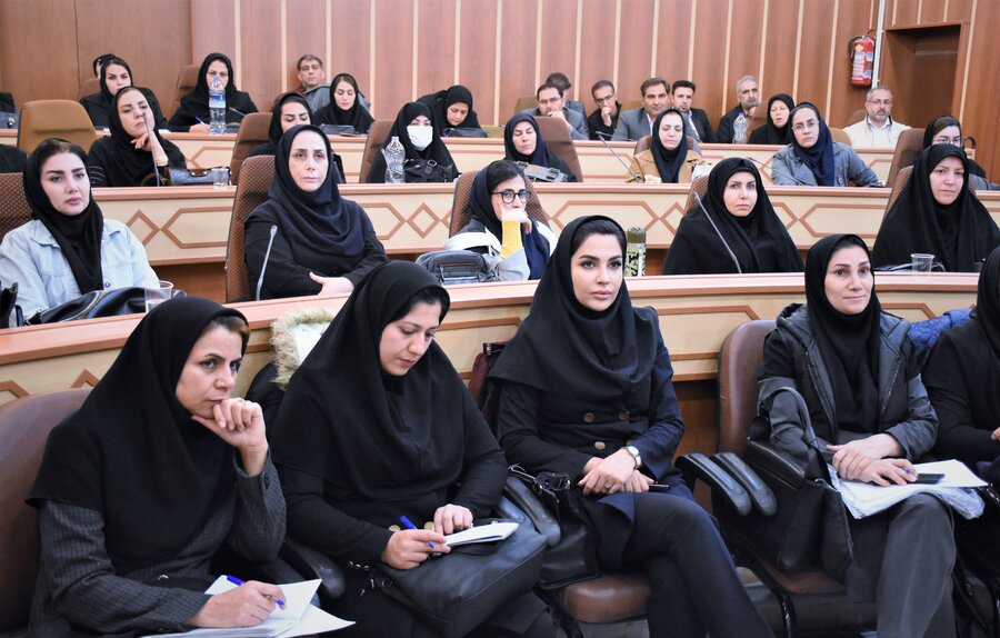 برگزاری دوره آموزشی اختلالات مربوط به کودکان و نوجوانان