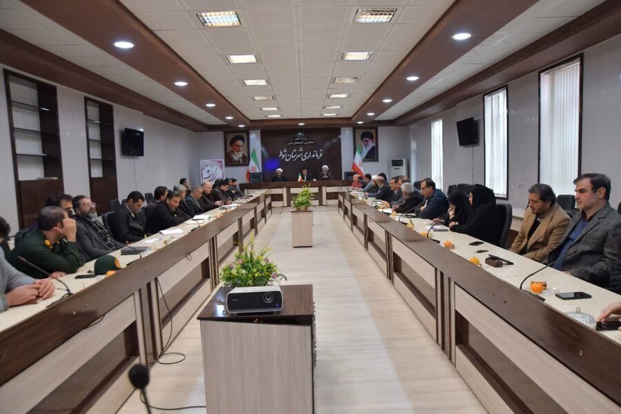 تقدیر فرمانداری از رئیس اداره بهزیستی در شورای اداری شهرستان شوط