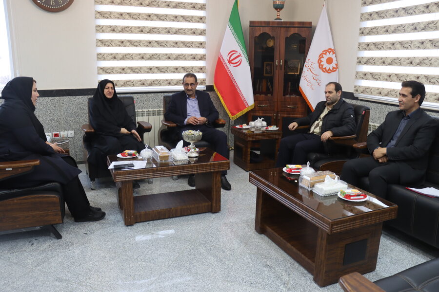 برگزاری نشست مدیرکل امور اقتصادی و دارایی با مدیرکل بهزیستی اردبیل