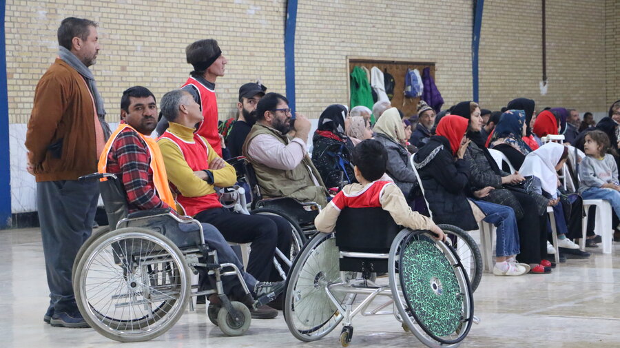 مسابقات ورزشی، بازیهای بومی و محلی و رقابت ویلچررانی ویژه افراد دارای معلولیت در هفته جهانی معلولیت برگزار شد.