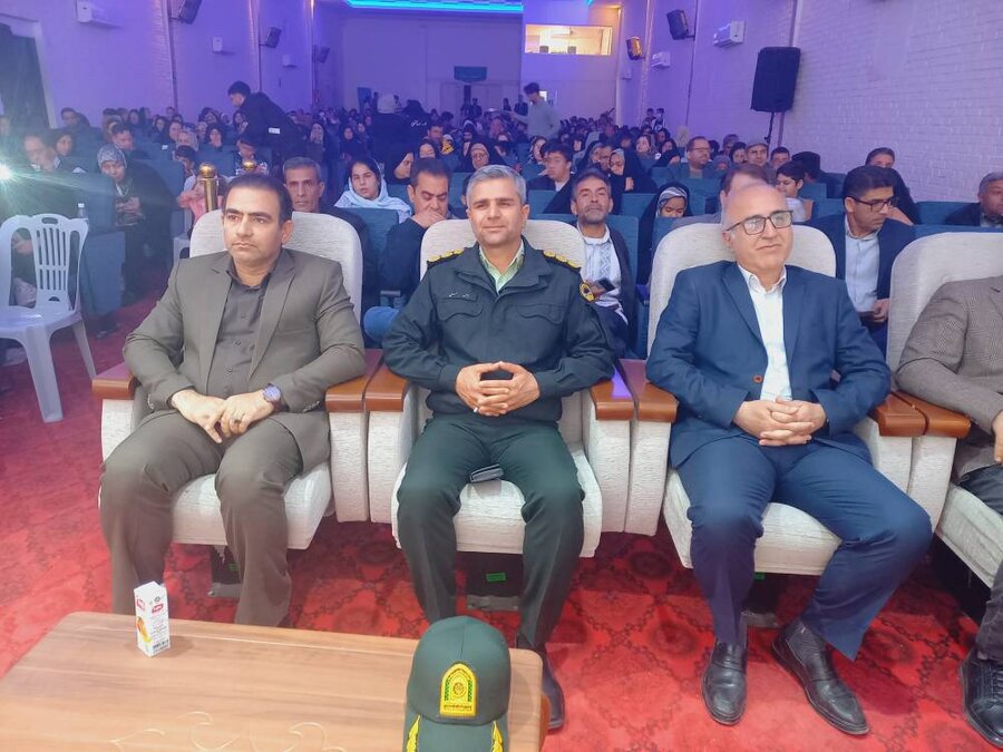 طبس/برگزاری جشن با شکوه و تقدیر از افراد دارای معلولیت با موفقيت های شاخص