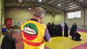 برگزاری جلسات ورزش همگانی سالمندان در مرکز مهر و گفتگوی زاهدان با همکاری اداره‌کل ورزش و جوانان