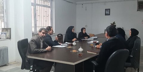 بازدید از طرح‌های خوداشتغالی در صحنه