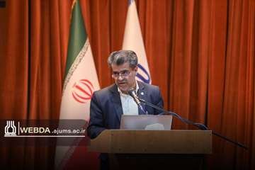 تجلیل از عملکرد بهزیستی خوزستان در همایش جوانی جمعیت