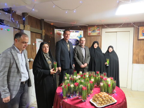 گزارش تصویری| تجلیل مدیرکل بهزیستی البرز از بانوان به مناسبت میلاد حضرت فاطمه زهرا(س) و گرامیداشت مقام زن و روز مادر