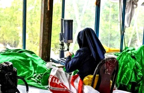 زنانی که پشت لبخندشان کوهی از درد پنهان است؛ روایت نان‌آوران خاموش