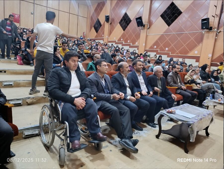 برگزاری جشن بزرگ هفته جهانی معلولین با حضور جامعه هدف و مسئولان در ملایر