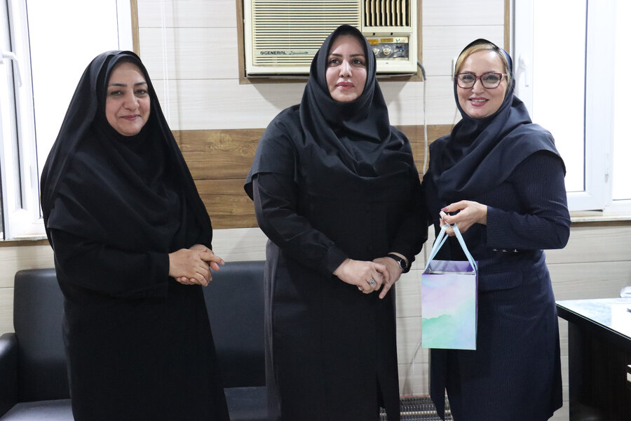 تقدیر و تجلیل مهرناز اسکندری، مدیرکل بهزیستی استان بوشهر از بانوان شاغل به مناسبت میلاد حضرت فاطمه زهرا (س)، پاسداشت مقام مادر و روز زن