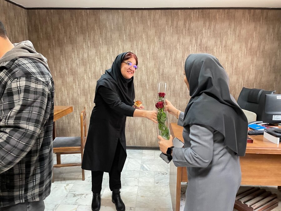 شمیرانات |  آیین تجلیل از بانوان شاغل بهزیستی در روز گرامیداشت مقام زن و روز مادر