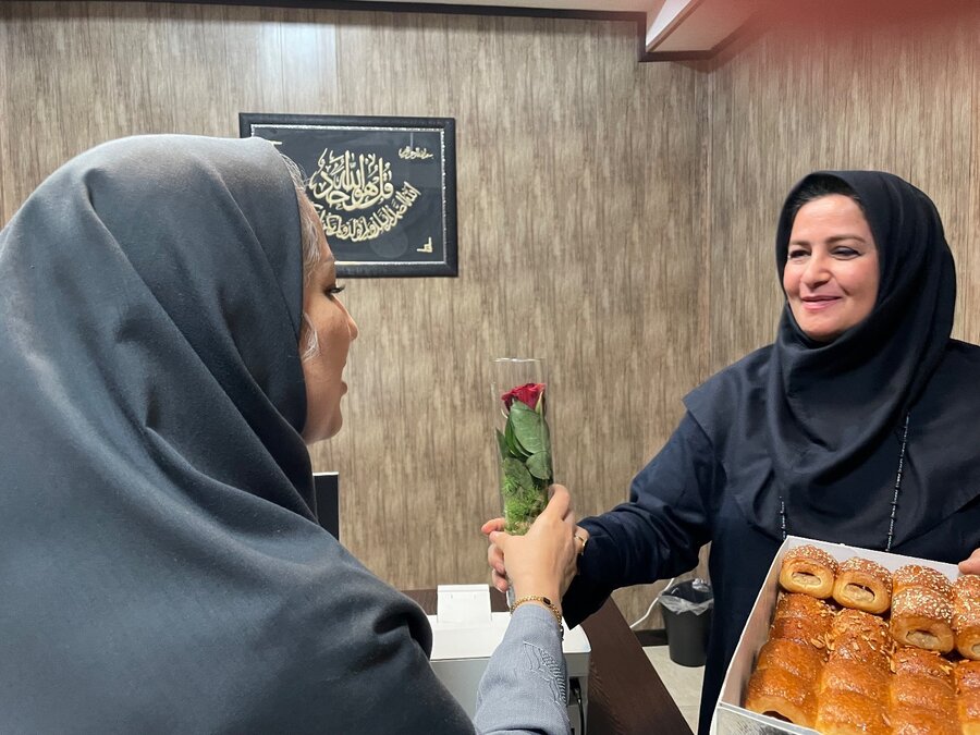شمیرانات |  آیین تجلیل از بانوان شاغل بهزیستی در روز گرامیداشت مقام زن و روز مادر