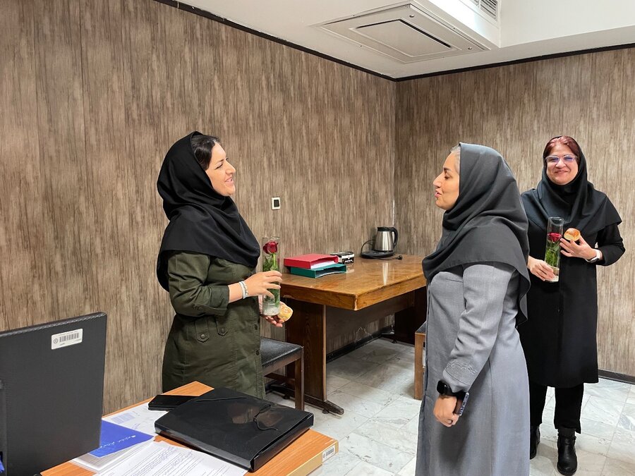 شمیرانات |  آیین تجلیل از بانوان شاغل بهزیستی در روز گرامیداشت مقام زن و روز مادر