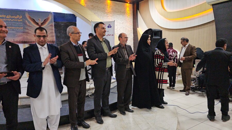 برگزاری ضیافت ویژه گرامیداشت افراد دارای معلولیت با حضور اقشار مختلف
