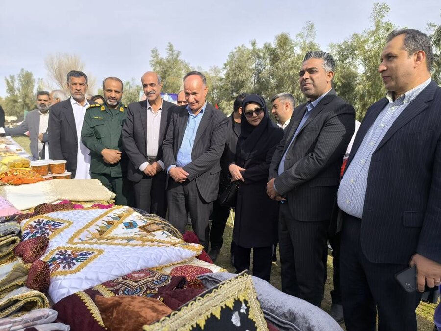 جشنواره فرهنگی–هنری بانوان و زنان سرپرست خانوار در هیرمند 