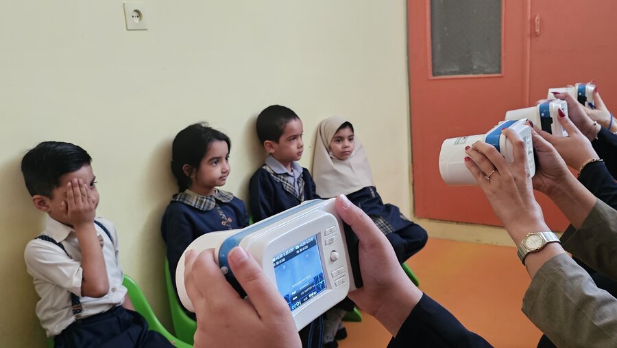 بینایی و اجرای طرح‌های غربالگری بینایی و شنوایی کودکان ۳ تا ۶ سال در سیستان و بلوچستان
