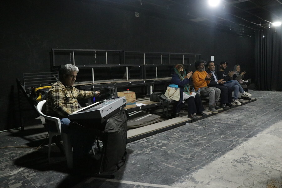 بازبینی آثار جشنواره تئاتر کویر آغاز شد