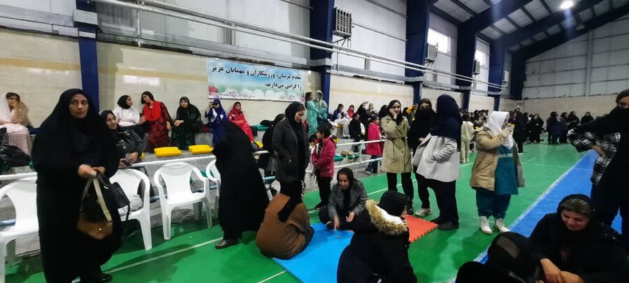 همایش فرهنگی ورزشی روز زن در روستای دزلی سروآباد برگزار شد