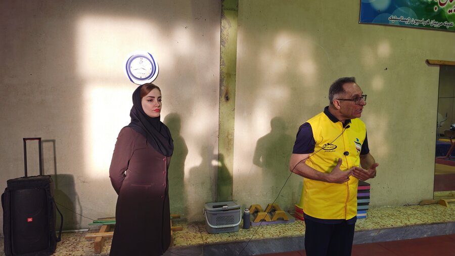 جلسات ورزش همگانی سالمندان در مرکز مهر و گفتگوی زاهدان