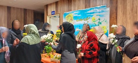 تقدیر از بانوان مددجوی بهزیستی شهرستان طالقان