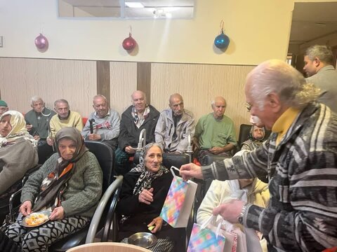 بازدید از مرکز سالمندان شریف فردیس و برگزاری جشنی با شکوه به مناسبت ولادت حضرت زهرا سلام الله علیها