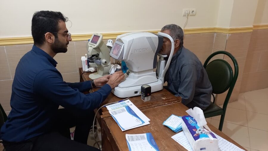 هرمز| غربالگری رایگان بینایی عموم مردم و جامعه هدف بهزیستی 