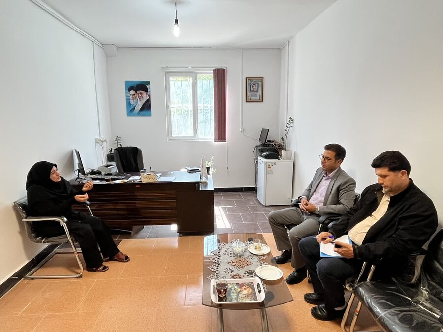 حضور معاون سیاسی امنیتی و بازرسی فرماندار شهرستان فامنین در بهزیستی به مناسبت روز جهانی معلولین