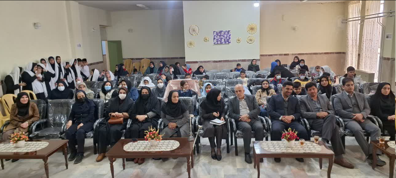 مراسم گرامیداشت روز جهانی معلولین با حضور رئیس بهزیستی و جمعی از مدیران شهرستان نهاوند برگزار شد.