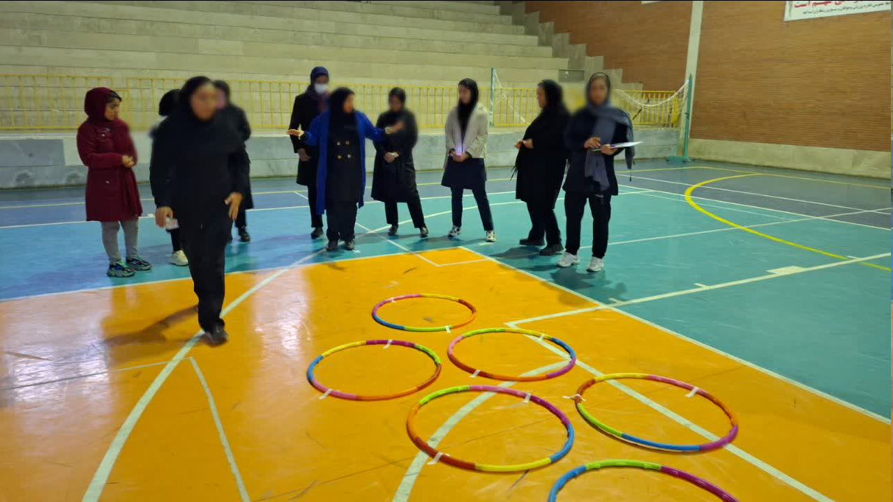 برگزاری مسابقه ورزش همگانی ویژه زنان سرپرست خانوار اسدآباد به مناسبت روز زن