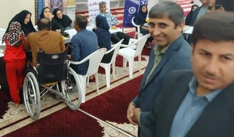 میز خدمت بهزیستی استان بوشهر در مصلی نماز جمعه شهر خورموج