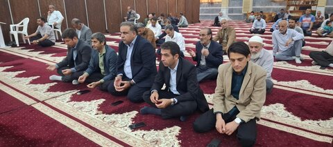 میز خدمت بهزیستی استان بوشهر در مصلی نماز جمعه شهر خورموج