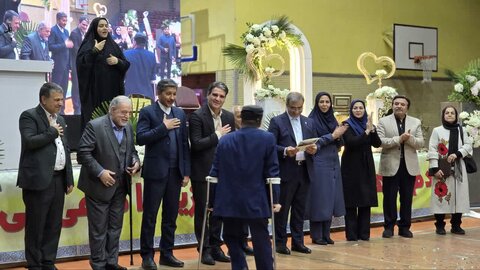 صحنه گردانی هنرمندان و ورزشکاران معلول