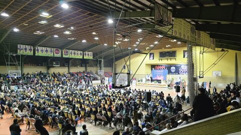 صحنه گردانی هنرمندان و ورزشکاران معلول