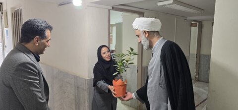 گزارش تصویری | دیدار مدیرکل و روسای شهرستان های تابعه با همکاران بمناسبت ولادت حضرت زهرا(س)