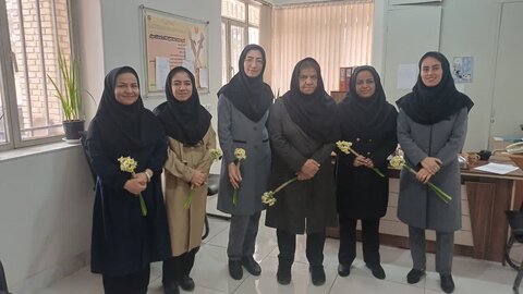 گزارش تصویری | دیدار مدیرکل و روسای شهرستان های تابعه با همکاران بمناسبت ولادت حضرت زهرا(س)