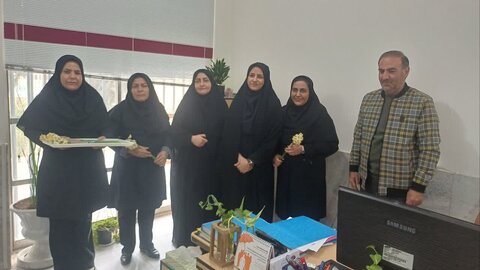 گزارش تصویری | دیدار مدیرکل و روسای شهرستان های تابعه با همکاران بمناسبت ولادت حضرت زهرا(س)