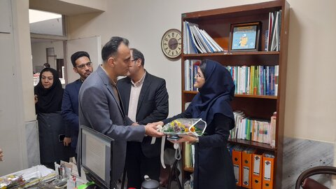 گزارش تصویری | دیدار مدیرکل و روسای شهرستان های تابعه با همکاران بمناسبت ولادت حضرت زهرا(س)